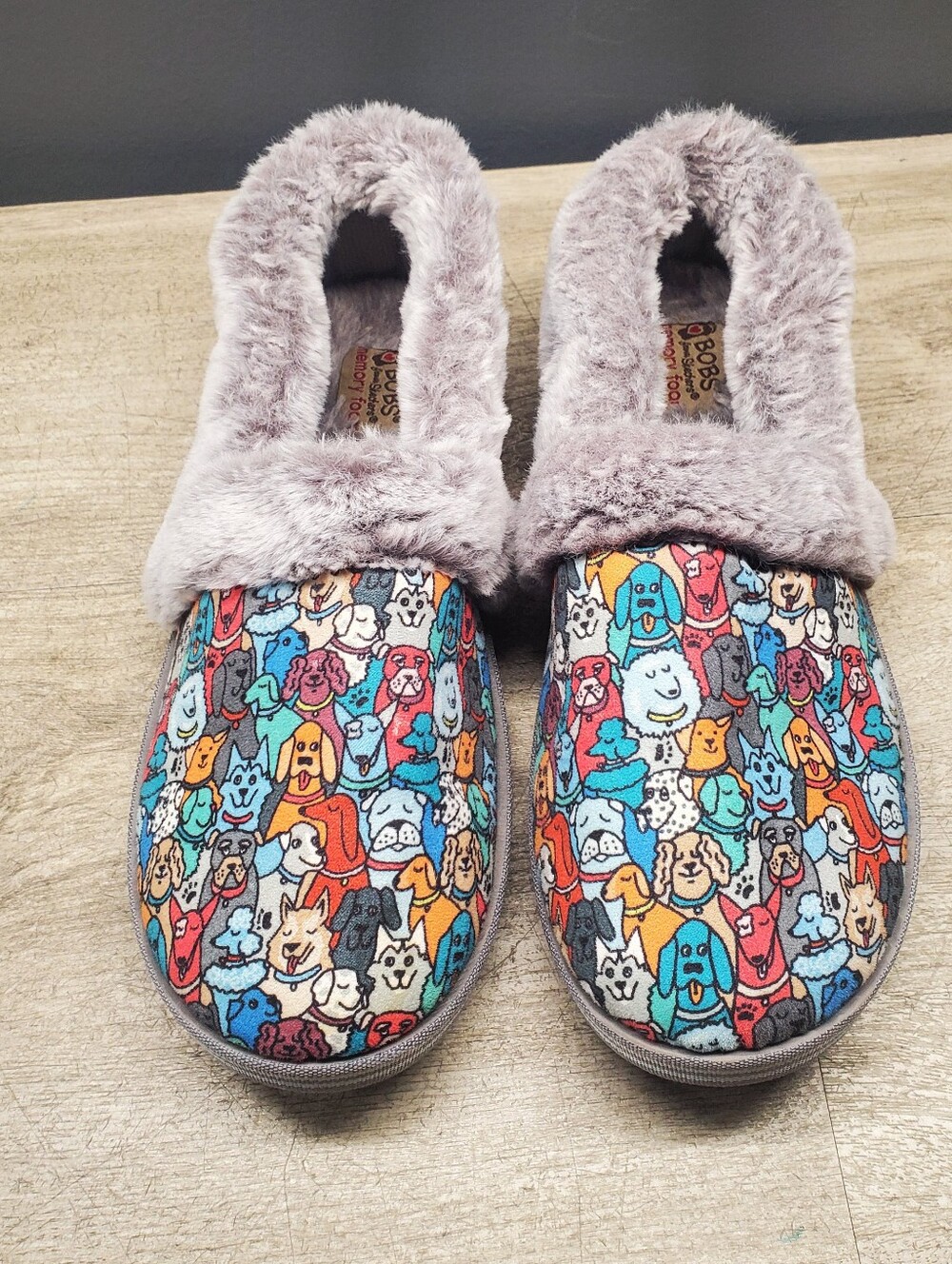 Bobs Paws Too Cozy-Pooch Parade slippers Size 7.5